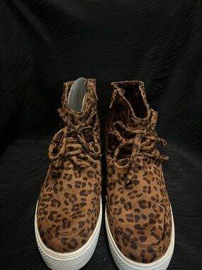 Leopard Print High-Top Sneakers - Brown Animal Print